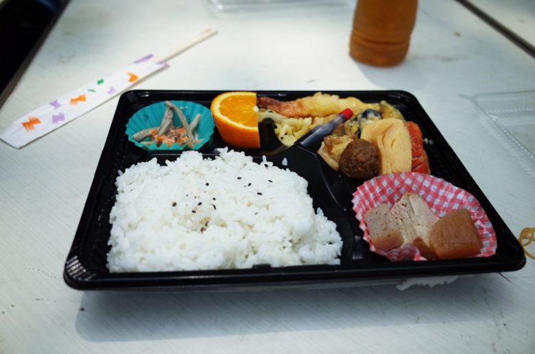 スクールの料金にお弁当も含まれています