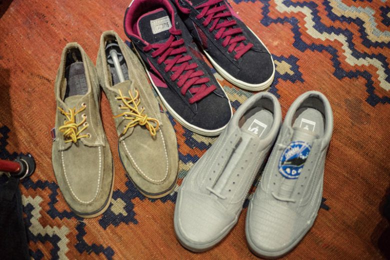 セバゴのデッキシューズ￥15000、コンバースのプロモデル￥12000、VANSのジャズ￥12000