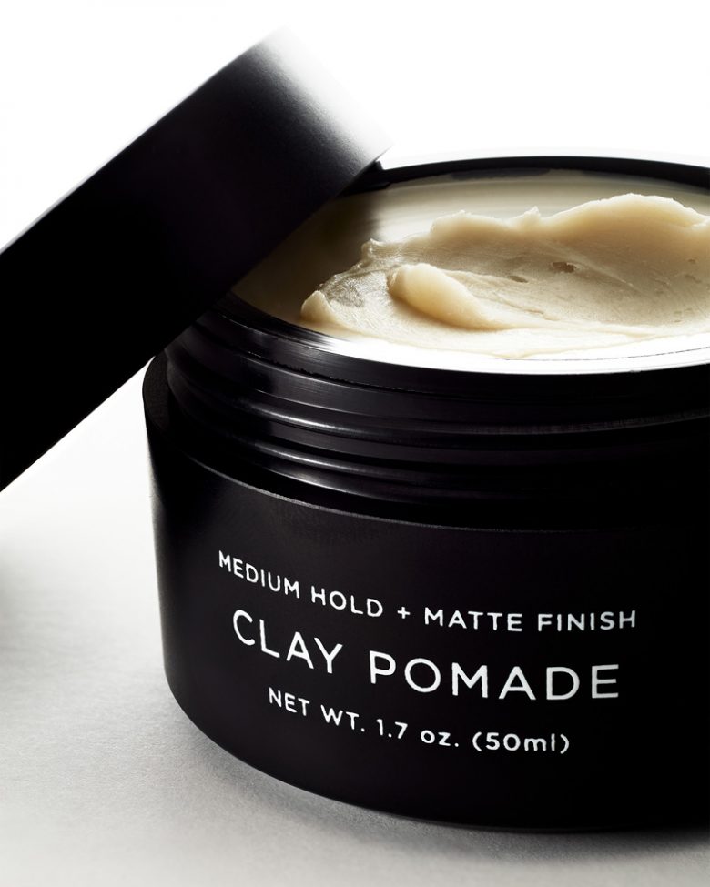 「Clay Pomade クレイポマード」はマットな仕上がりで、特別なホールド力がある