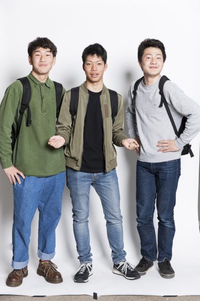 L→R<br />
西野泰正さん（17）学生<br />
「ちゃっす」<br />
樫本光毅さん（17）学生<br />
「カジカジ」<br />
村田耕平さん（17）学生<br />
「うええ」