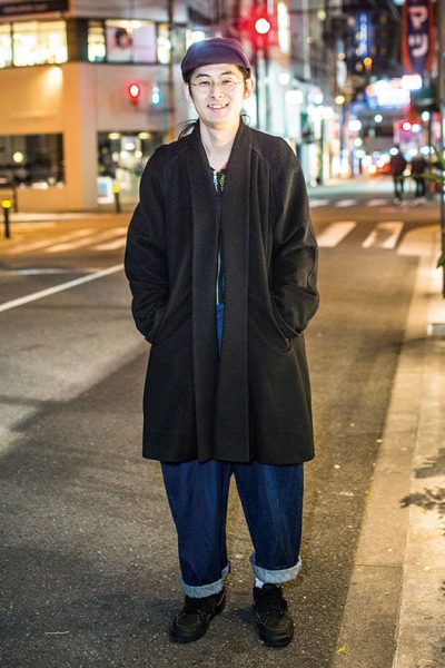 厩橋 崇さん（25） 美容師<br />
「HIKARIS hairをよろしくお願いします」