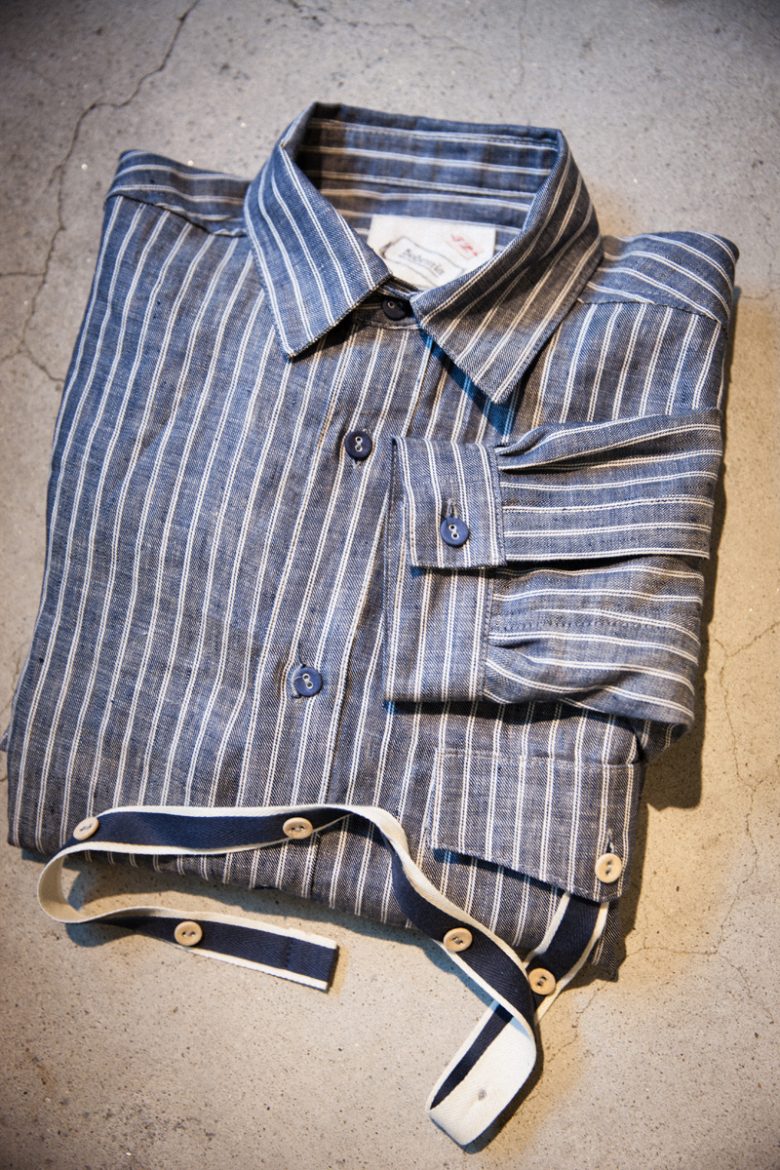 STRIPED LINEN SHIRT WITH DETACHABLE BUTTON ¥48000