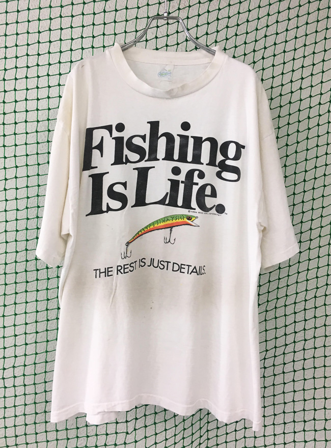 92年製。“Fisshing Is Life”。釣り好きにぜひ。¥3800