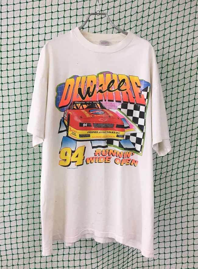 94年に開催されたNASCAR主催のレースT。いかにもアメリカっぽい色使いがええ感じ。¥3800<br />
