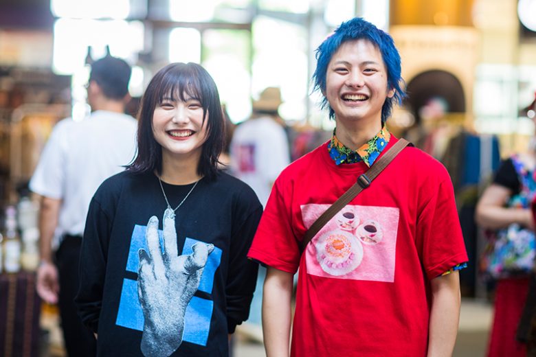 洒落者市を主催している古着屋Bloomy Days Vintageの池部さんと妹の莉生さん