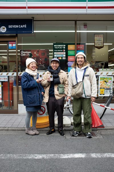 左 : おすぎさん（35） 自営業 「九時五時で働きます」<br />
<br />
中 : Wakaさん（26） ホテルマン 「よき◯です」<br />
<br />
右 : みーくんさん（33） ? 「おーい!　みーくんやでー!」