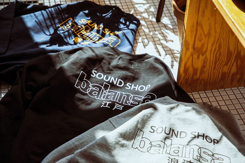 大阪ならではの“浪速”のプリントも!?  韓国発の気鋭ブランド「SOUND SHOP balansa」と「URBS」がコラボレーション