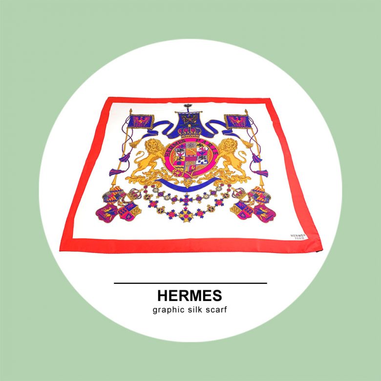 HERMES<br />
graphic silk scarf<br />
SPECIAL PRICE : ¥16,980 → ¥14,980（税抜）