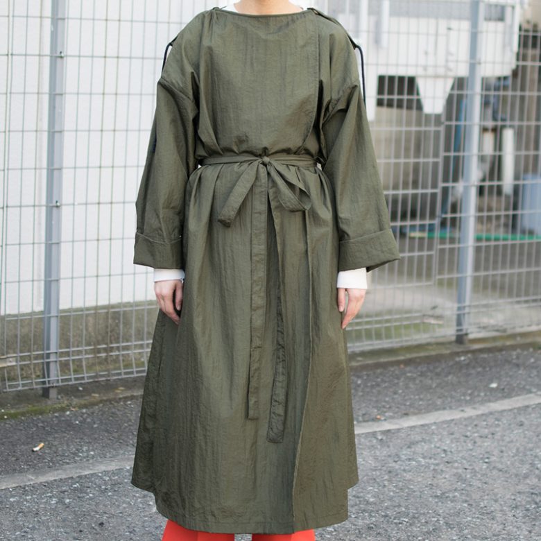 Waterproof Design Light Coat<br />
¥11,550