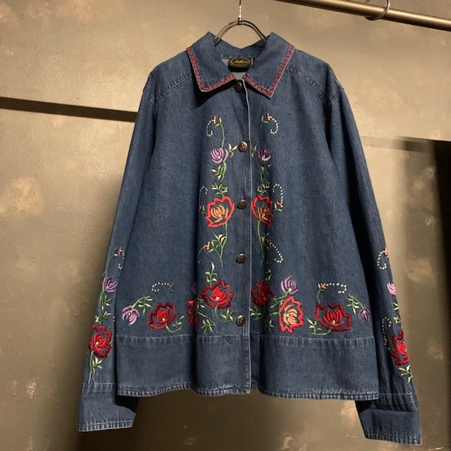 花刺繍デニムジャケット　¥7500＋tax