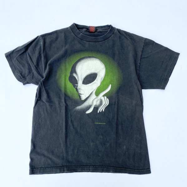 1990s FASHION VICTIM Alien T-shirt